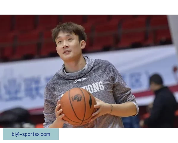 丁彦雨航回忆错过与科比合影机会 更想把荣耀时刻留在真正的赛场上